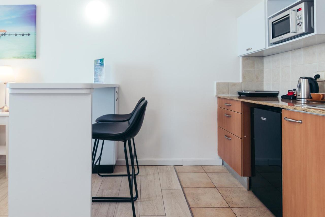 Almog Haifa Israel Apartments מגדלי חוף הכרמל Εξωτερικό φωτογραφία