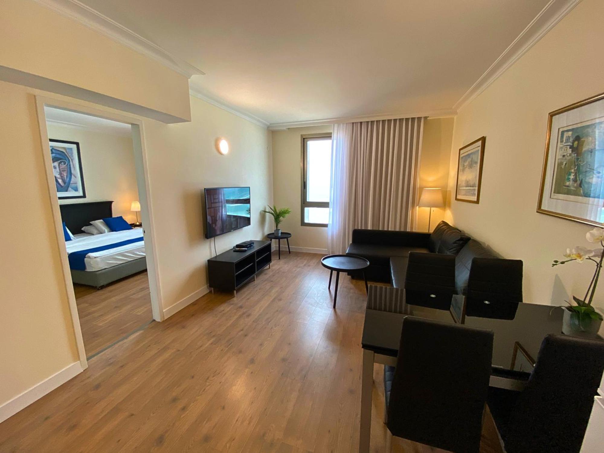 Almog Haifa Israel Apartments מגדלי חוף הכרמל Εξωτερικό φωτογραφία
